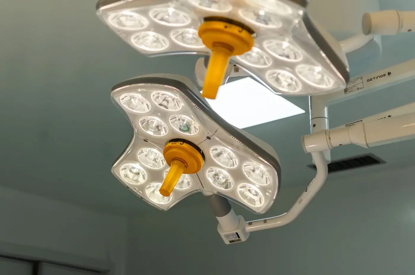 Lampade scialitiche di una sala operatoria